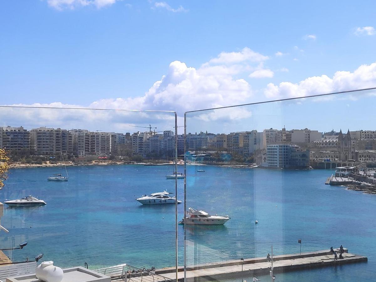 Splendid Seaside Retreat On Spinola Bay Leilighet Saint Julian's Eksteriør bilde