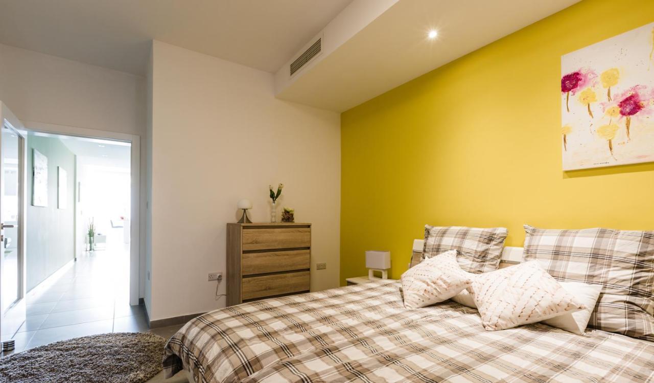 Splendid Seaside Retreat On Spinola Bay Leilighet Saint Julian's Eksteriør bilde